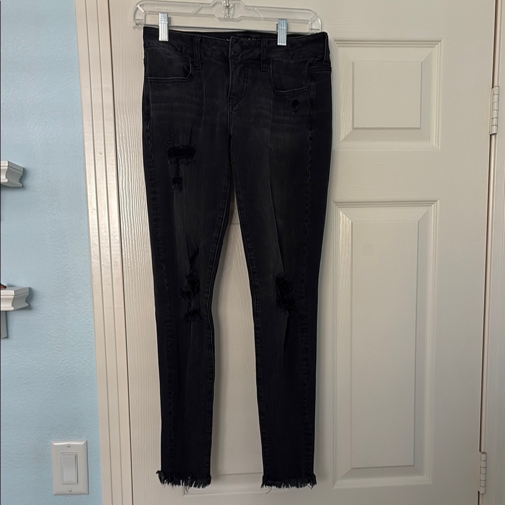 American Eagle black ripped skinny jeans